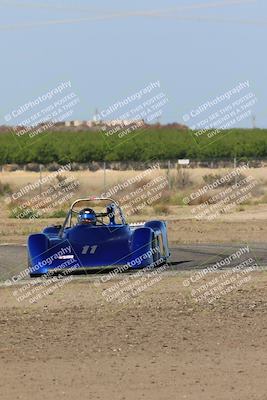 media/Apr-30-2022-CalClub SCCA (Sat) [[98b58ad398]]/Group 6/Race (Outside Grapevine)/